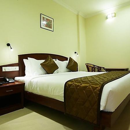Hotel White City North Paravur Exterior photo