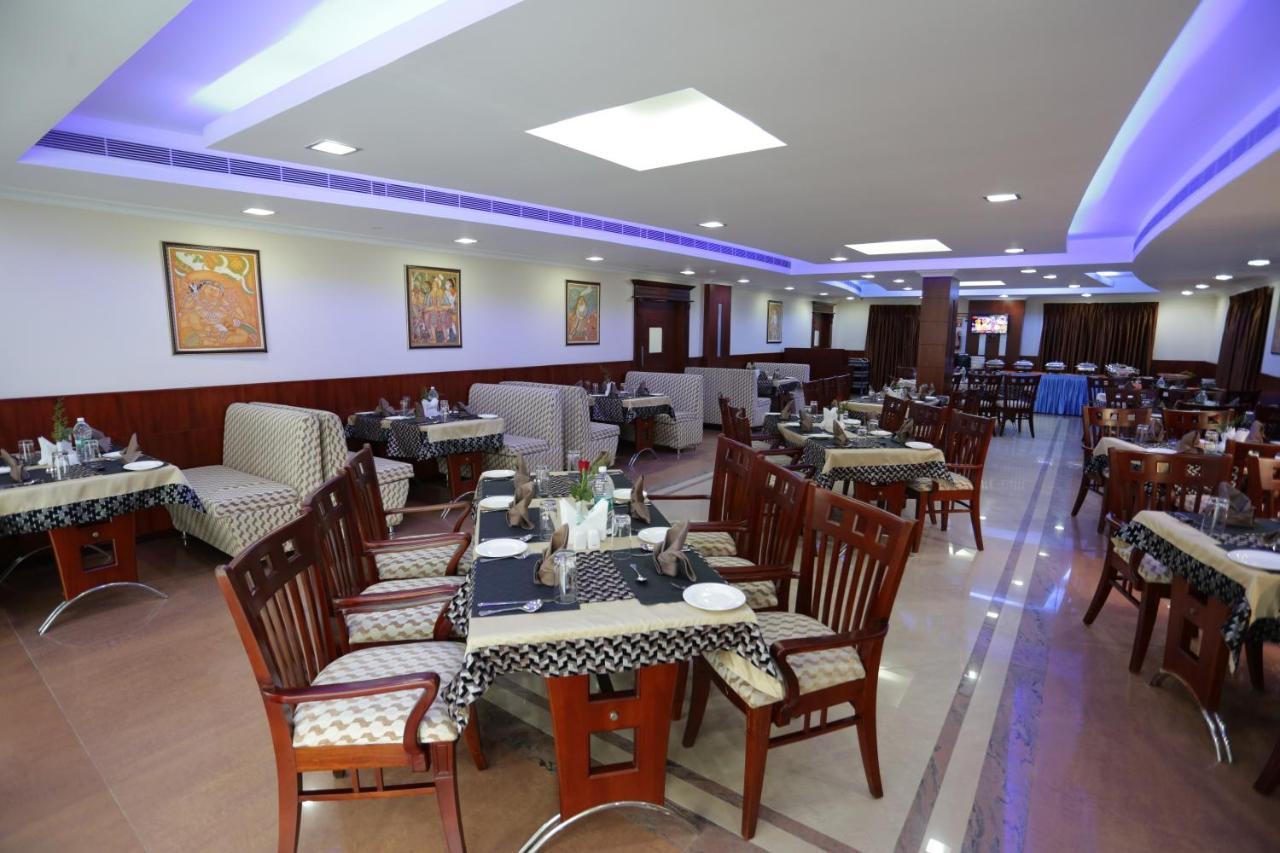 Hotel White City North Paravur Exterior photo