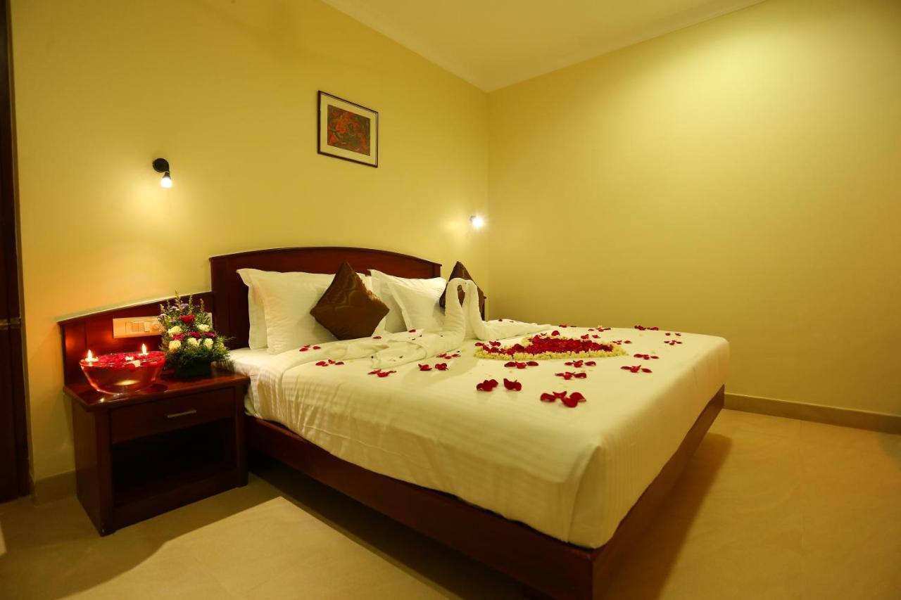 Hotel White City North Paravur Exterior photo