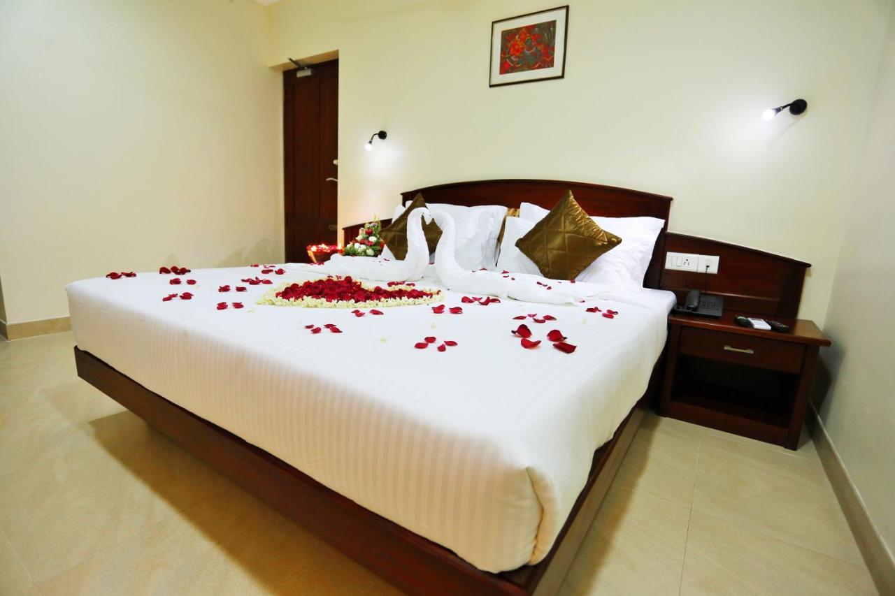 Hotel White City North Paravur Exterior photo