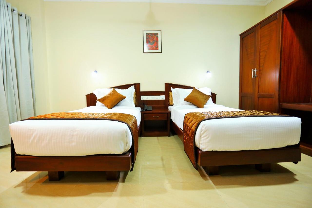 Hotel White City North Paravur Exterior photo